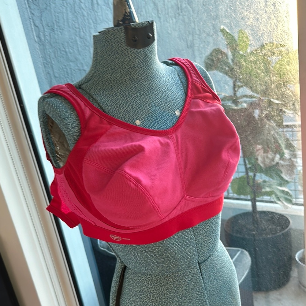 Red Women's Sports Bra